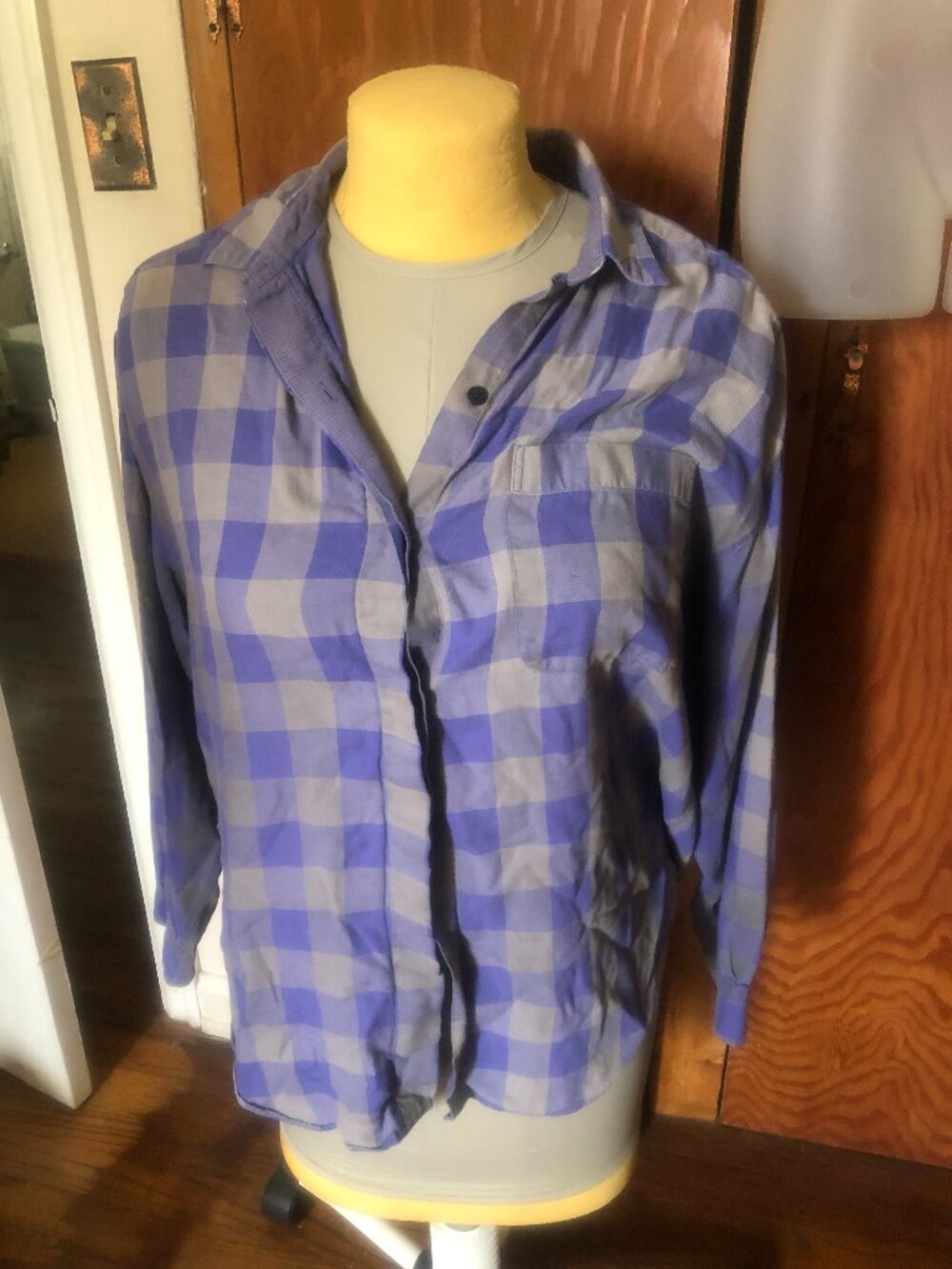 Vintage 90s 00s John Henry light purple plaid Button-Up Shirt sz 14